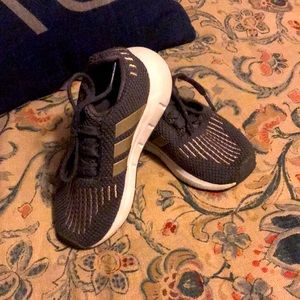 Adidas Swift Run Tennis Shoes